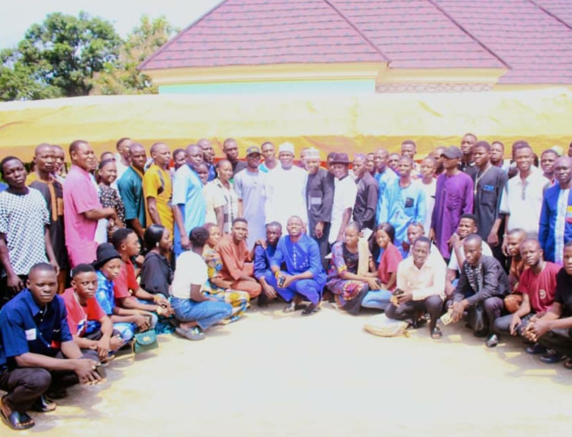 Nasarawa PDP Lawmaker, Hon. Zhekaba disburses N6m scholarship to students of his constituency