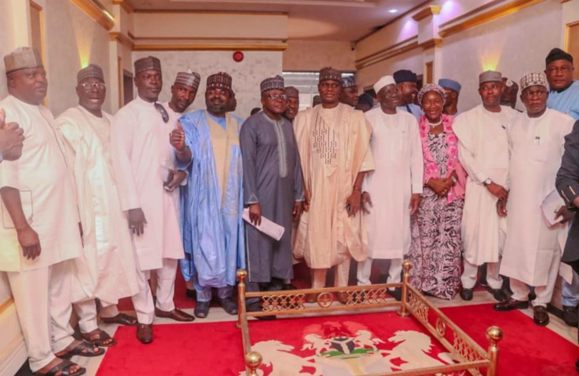 2027: Sen. Wadada visits Nasarawa Lawmakers, unveils blueprint for the State