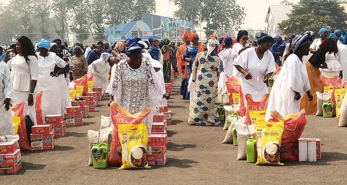 Air Chief’s Wife decries exploitation of widows, distributes food, cash to 500 women