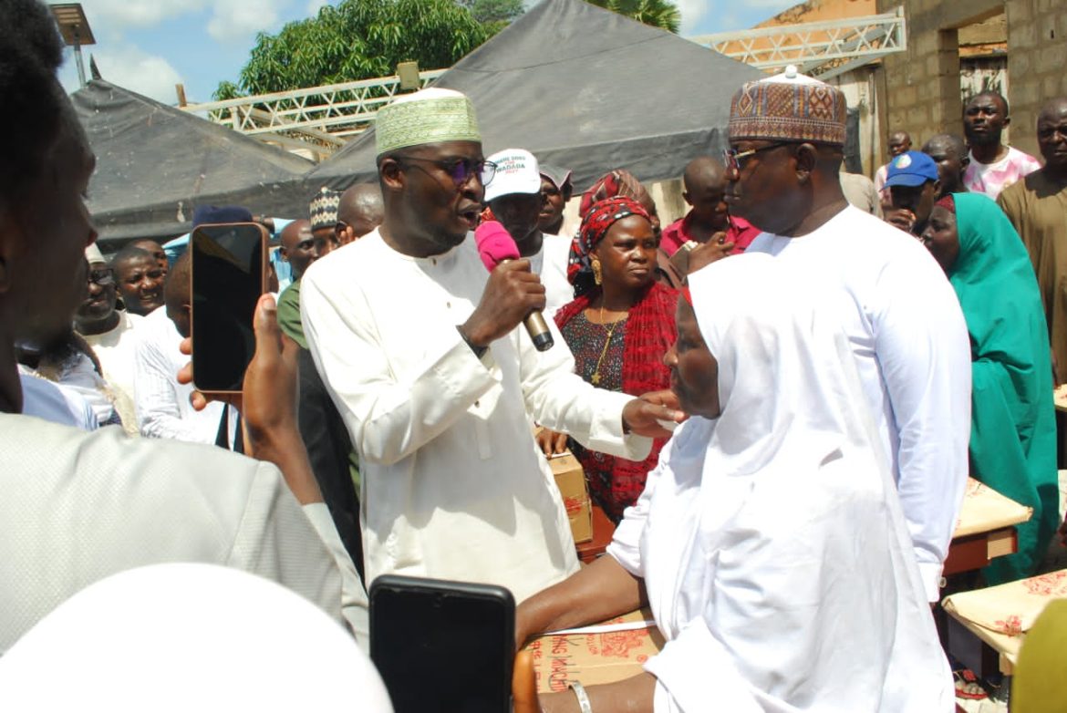Nasarawa Deputy Speaker, Oyanki doles out millions of naira to constituents.